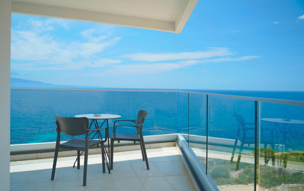 Dorchester Hotel Sarandë Esterno foto