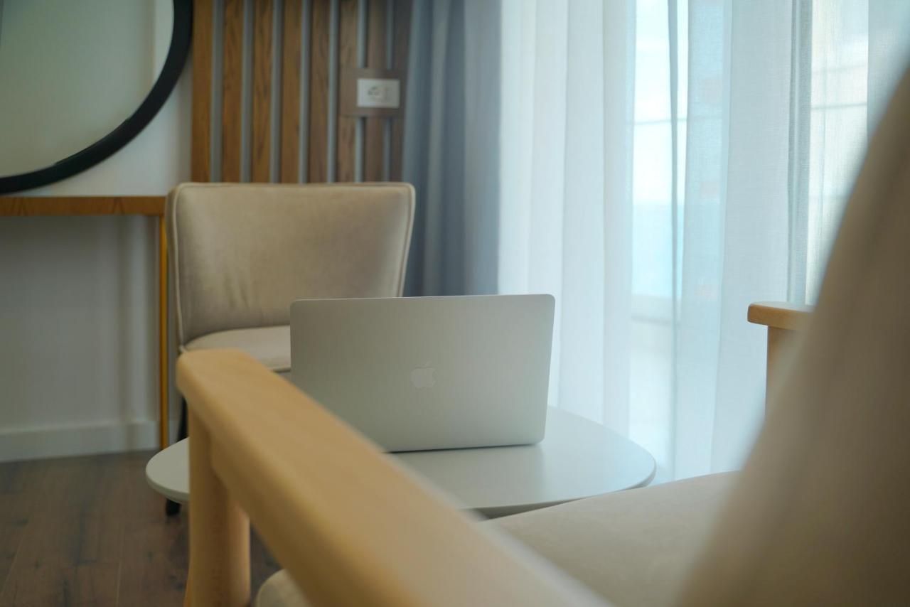 Dorchester Hotel Sarandë Esterno foto