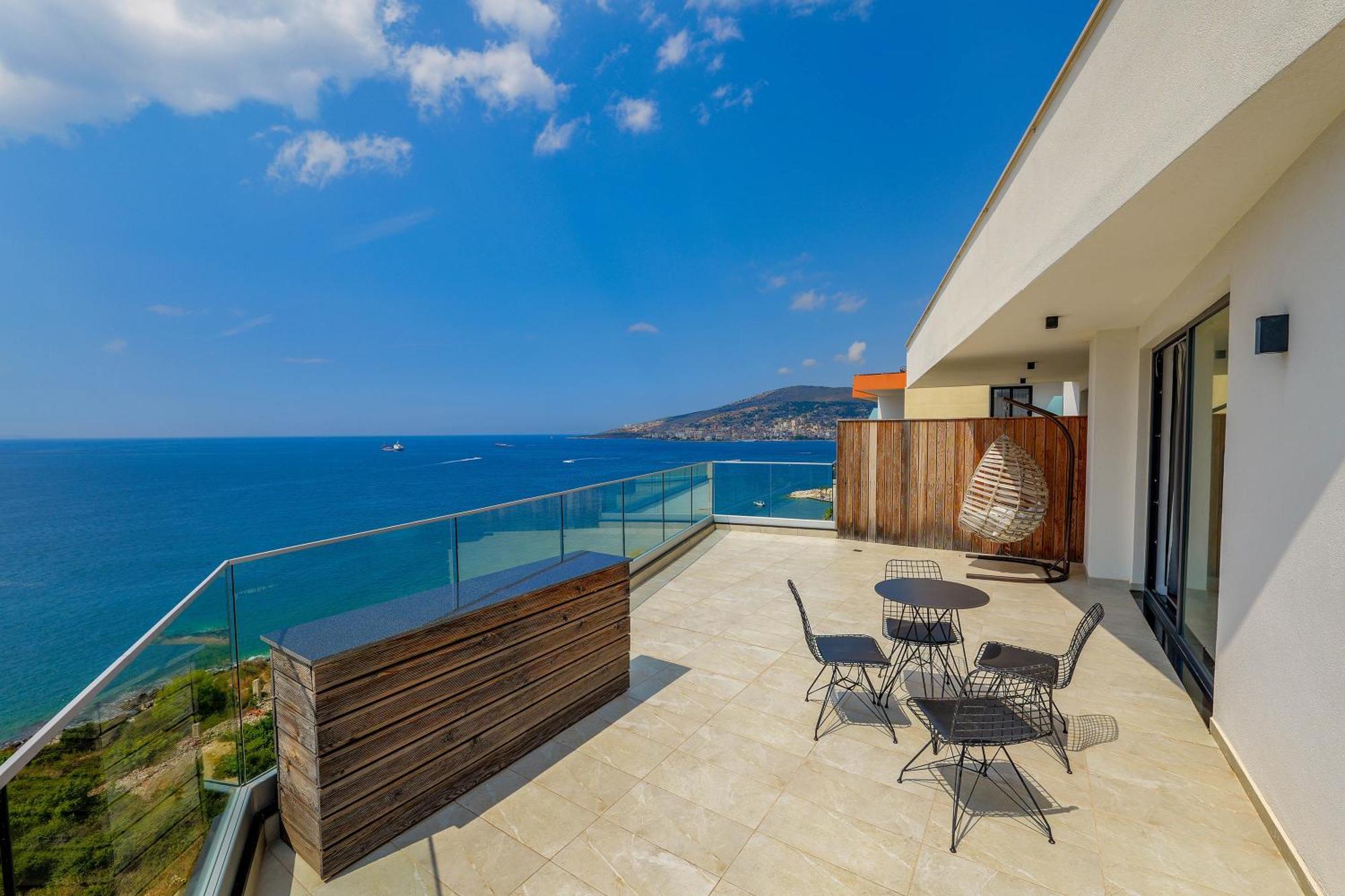 Dorchester Hotel Sarandë Esterno foto