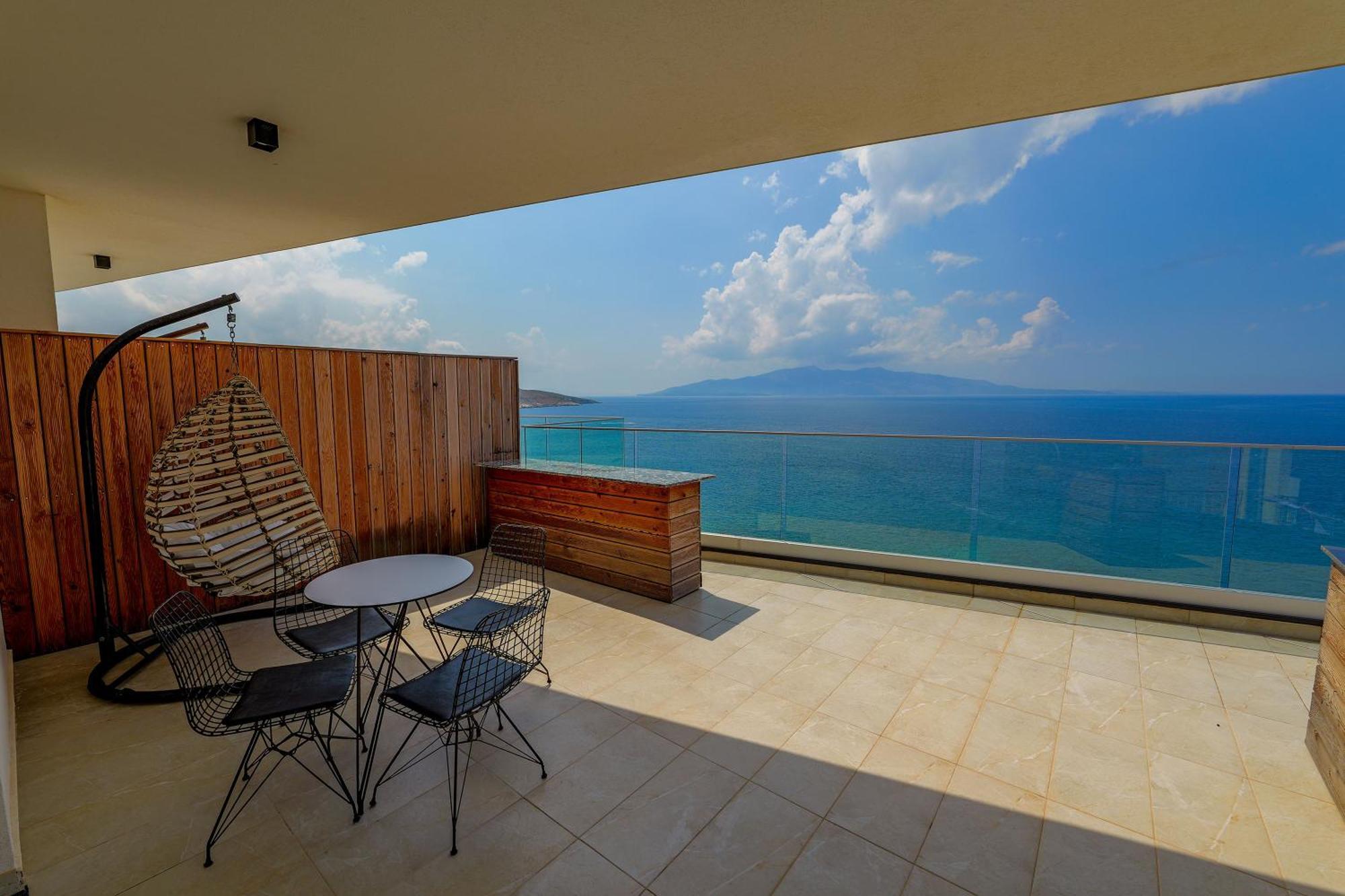 Dorchester Hotel Sarandë Esterno foto