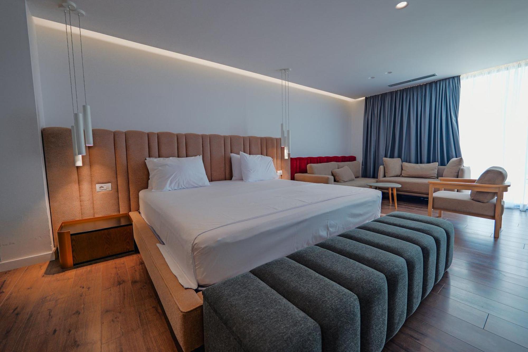 Dorchester Hotel Sarandë Esterno foto